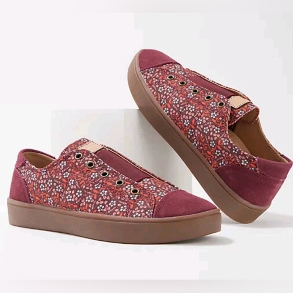 Spenco Malibu Floral Slip On Laceless Support Sneaker Women 9 Port